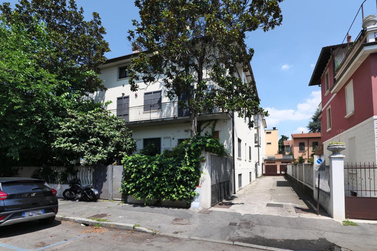 Primopiano - Euclide Apartment Milano Ngoại thất bức ảnh