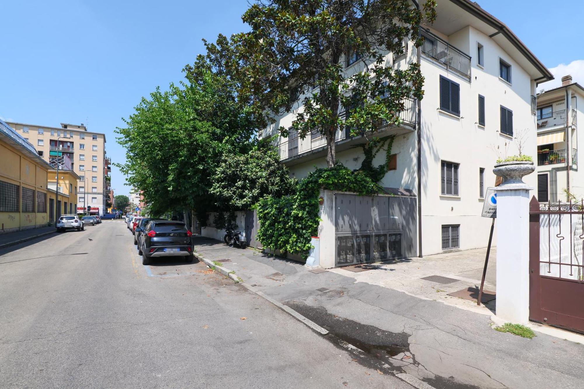 Primopiano - Euclide Apartment Milano Ngoại thất bức ảnh